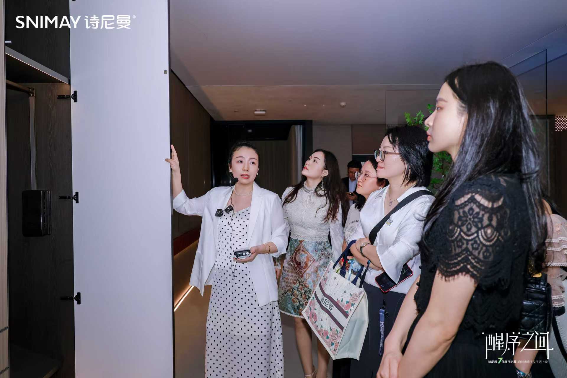 1763447373051.jpg 2.jpg